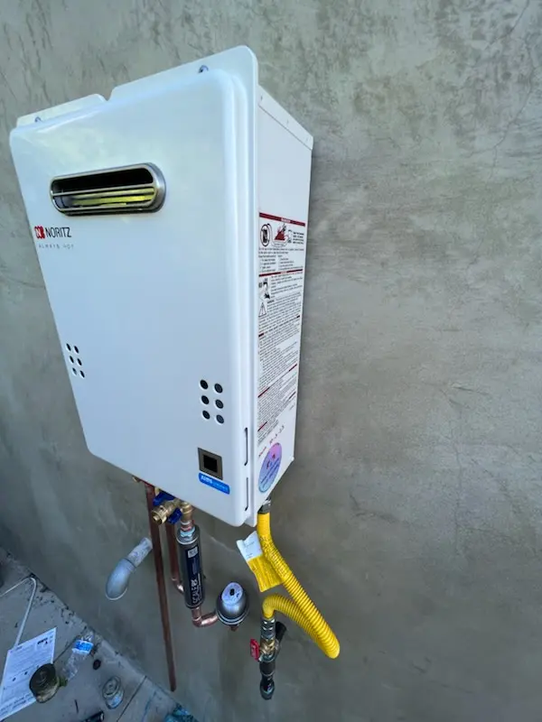 Tankless water heater installation for Forest Park homes